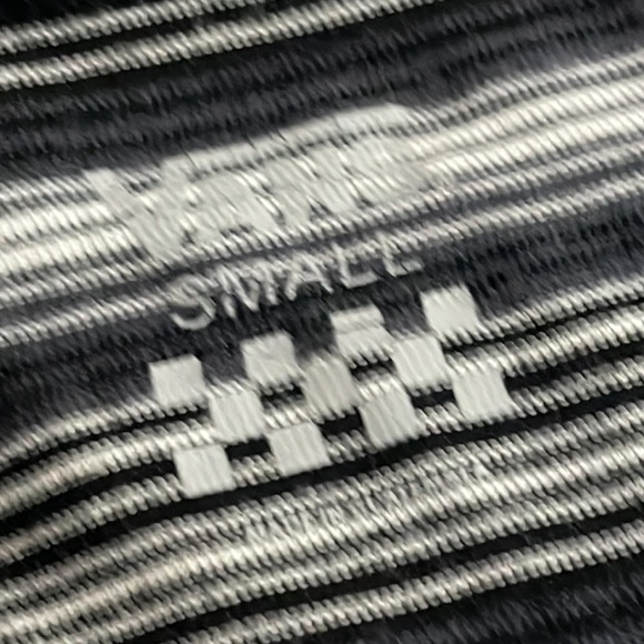 Juniors Small Vans tshirt - Picture 5 of 6